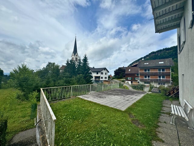 Großzügiges Daheim mit idyllischem Ausblick bis zum Bodensee in Kennelbach