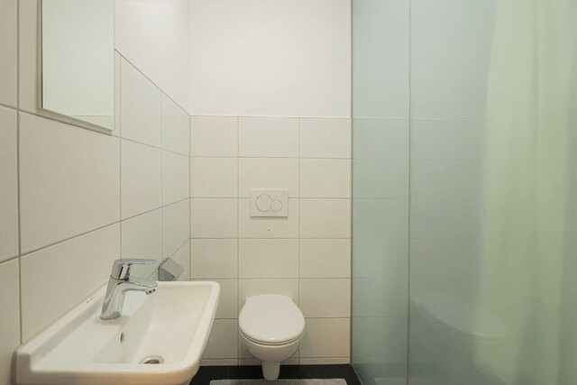 Neuwertige 3-Zimmer-Wohnung in zentraler Grünlage mit Bergpanorama