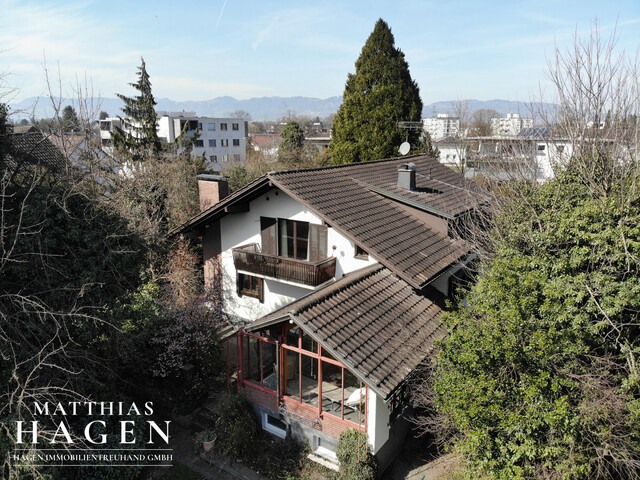 Große Liegenschaft, gepflegtes Wohnhaus - Teilung möglich