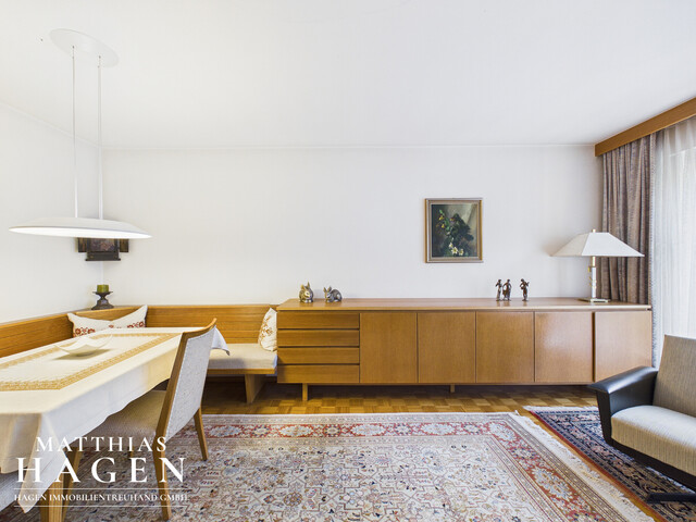 Große Liegenschaft, gepflegtes Wohnhaus - Teilung möglich