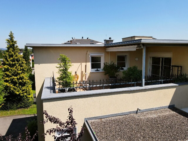Schöne 4 - Zimmer Dachgeschosswohnung in sonniger und ruhiger Lage von Altach zu kaufen!