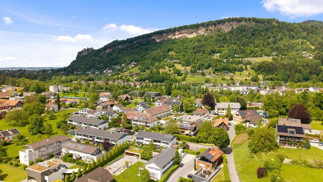 Riesiges Reihenhaus in Ruhelage mit schönem Garten