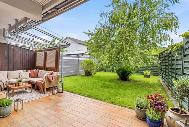 Riesiges Reihenhaus in Ruhelage mit schönem Garten