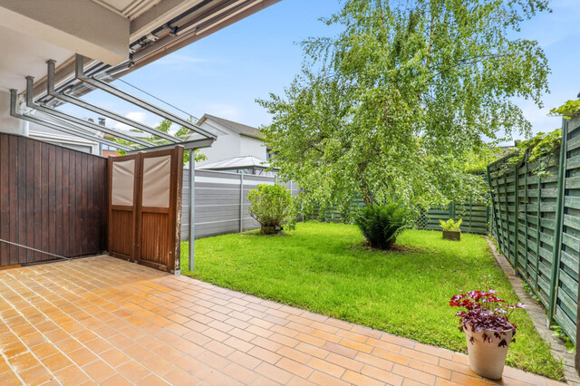 Riesiges Reihenhaus in Ruhelage mit schönem Garten