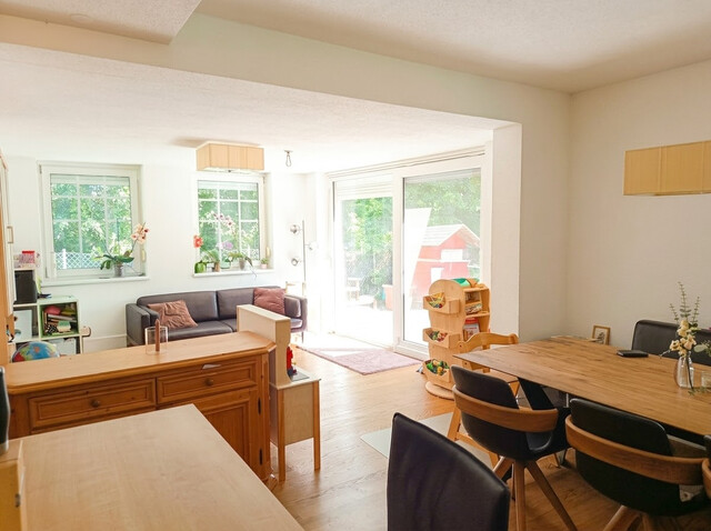 Modernes Einfamilienhaus provisionsfrei, mit Wintergarten, Whirlpool und großem Garten zentrumsnah in Sackgasse