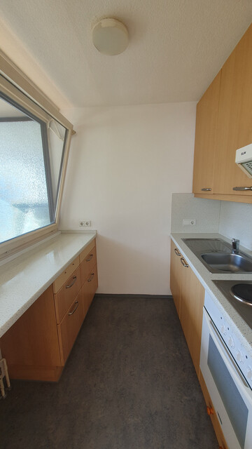 ANLEGEROBJEKT-helle 1-Zimmerwohnung in schöner Hanglage