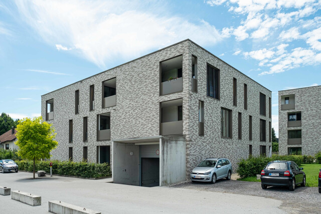 Schöne 3-Zi-Terrassenwohnung mit Blick ins Grüne!