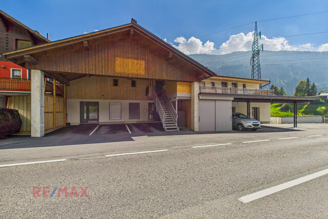 Alpenfeeling auf zwei Etagen – Maisonettewohnung mit Bergblick in Dalaas