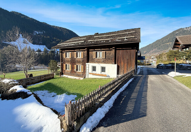 Authentisches Montafonerhaus - Charakter, Ruhe & Raum zur neuen Gestaltung