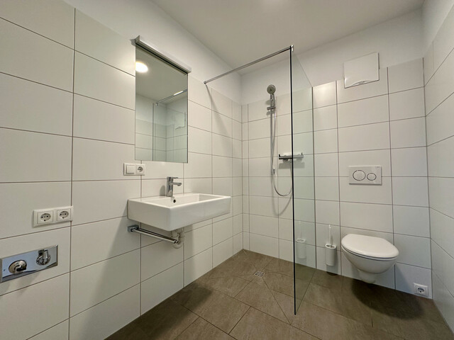 "ohne Provision" neuwertige, moderne 2 Zimmer Wohnung
