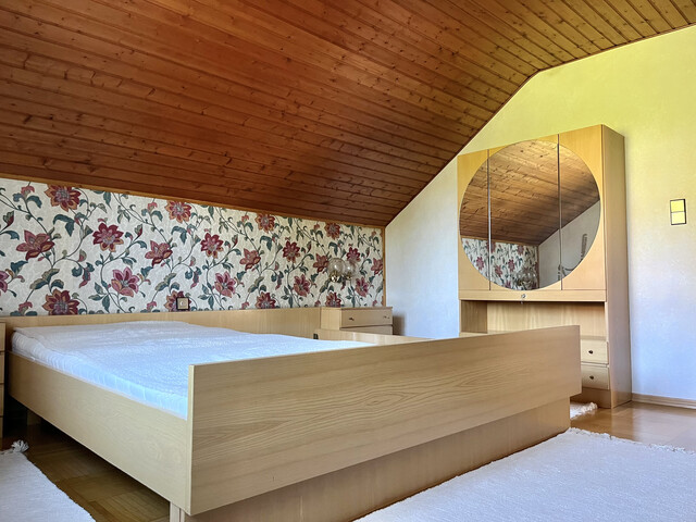 Einfamilienhaus mit herrlichem Bergblick, Kaminzimmer & großem Garten