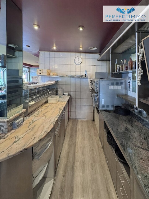 Vielseitig nutzbare Gastrofläche mit Außenbereich zu vermieten