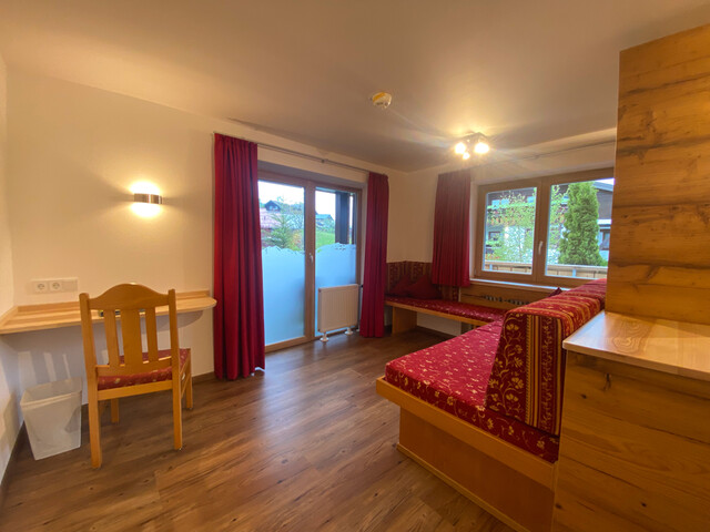 Repräsentatives Hotel in beliebter Lage im Kleinwalsertal!