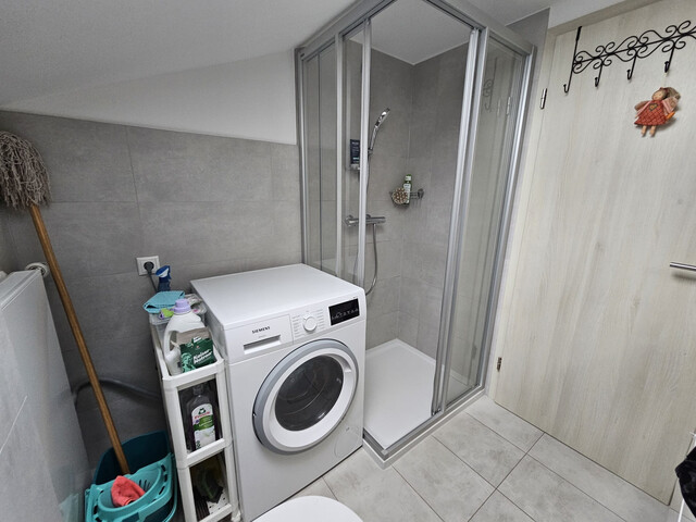 Dachgeschosswohnung in Top Lage von Lauterach neben Jannersee