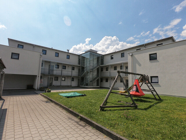 Helle 2-Zimmer-Wohnung mit großer Loggia, Bergblick & Tiefgarage in Nüziders zu vermieten
