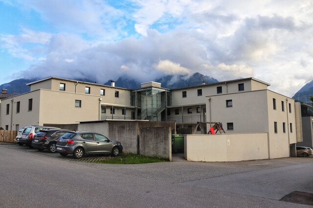 Helle 2-Zimmer-Wohnung mit großer Loggia, Bergblick & Tiefgarage in Nüziders zu vermieten