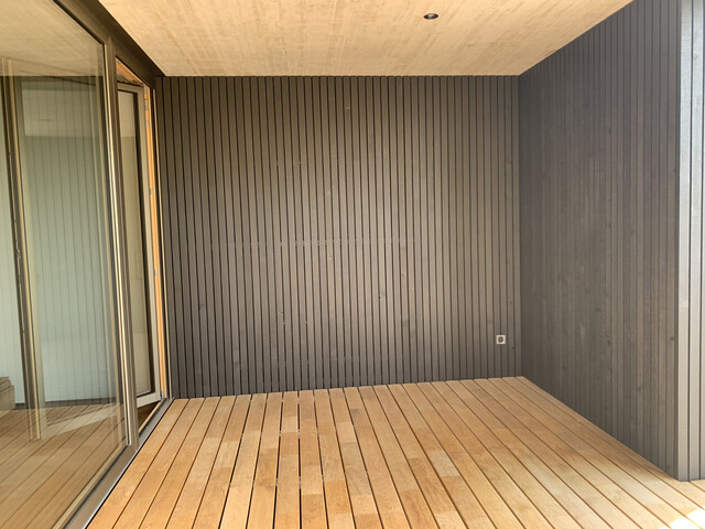 Neubau: Modernes möbliertes Appartement in zentraler Lage