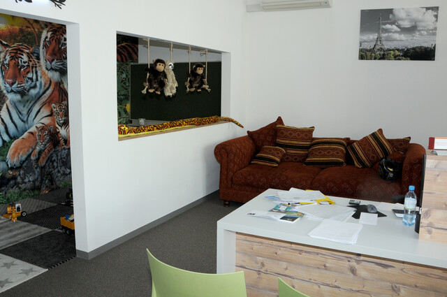 Am Fuss der Schattenburg: Einzigartige Gewerbeimmobilie in Toplage