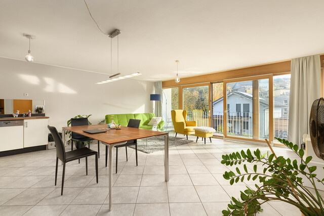 Helle, moderne 3-Zimmerwohnung mit
Balkon & TG-Platz