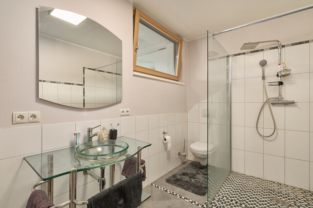 Helle, moderne 3-Zimmerwohnung mit
Balkon & TG-Platz