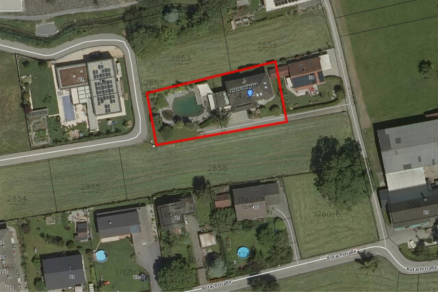 Nobles Anwesen mit großem Schwimmteich