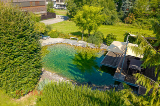 Nobles Anwesen mit großem Schwimmteich