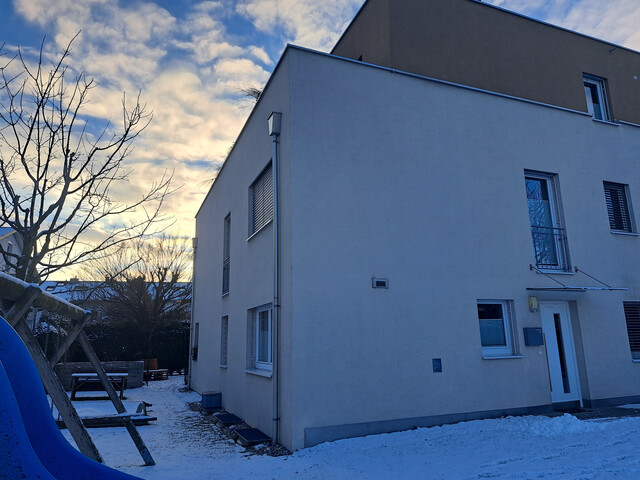 Großzügige, moderne  4-Zimmer-Gartenwohnung auf 2 Etagen in ruhiger Lage!