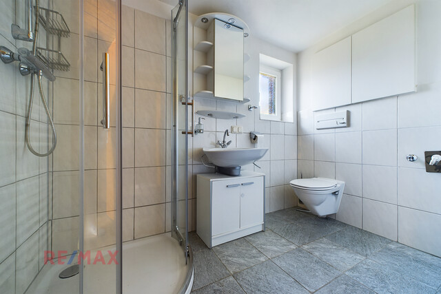 Mehrfamilienhaus mit Landwirtschaft in Bartholomäberg