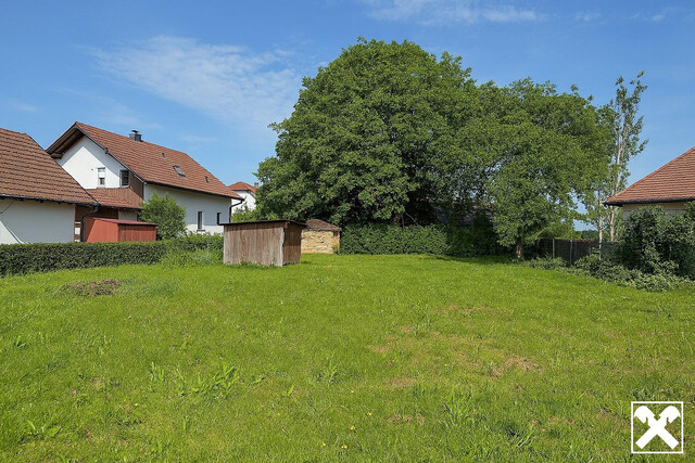 Hohenweiler: Zentrales und ruhiges Grundstück