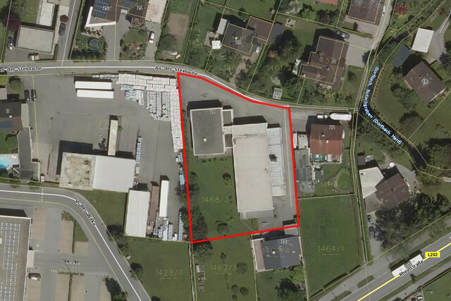 Raum für Wachstum: Lager- und Produktionsfläche mit Büro in Hard