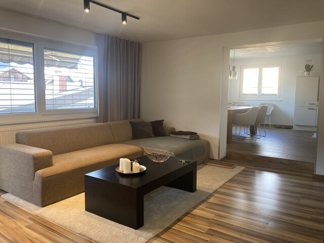 Ideales Generationenhaus mit 3 großen, modernen Wohnungen!