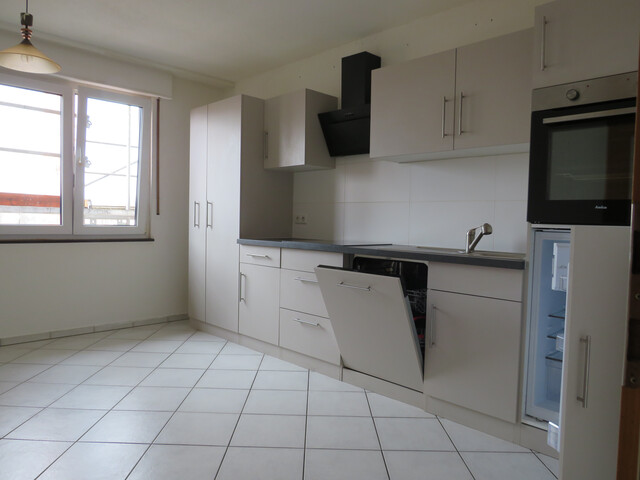 Renovierte 3-Zi-Wohnung mit guter Infrastruktur!