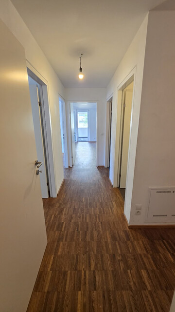 Schöne 3-Zimmer-Wohnung im Zentrum, mit großem Balkon, inkl. TG-Platz