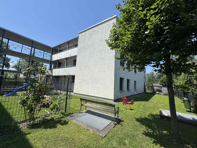 Familienparadies 3 Zimmerwohnung mit grossem Garten