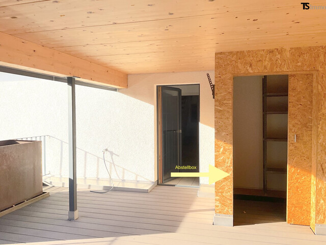 Rankweil: Wohnen mit Weitblick: Stilvolle 4,5-Zimmer-Maisonette mit XXL-Terrasse, Pergola & Zukunftsoption Büro/Praxis, 1 Garage, 1 Carport-Stellplatz