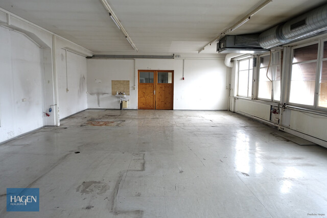 Produktions- und Lagerräumlichkeiten in der Schillerstraße in Lustenau zu vermieten!