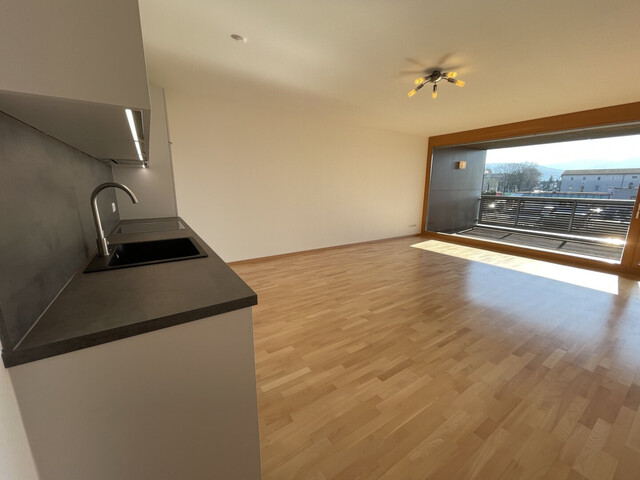 Charmante 2-Zimmer-Wohnung in Hard: Balkon, Stellplatz & Tiefgarage