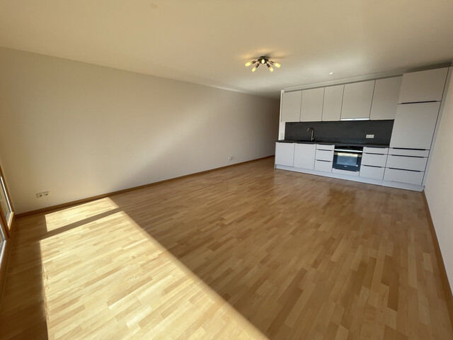 Charmante 2-Zimmer-Wohnung in Hard: Balkon, Stellplatz & Tiefgarage