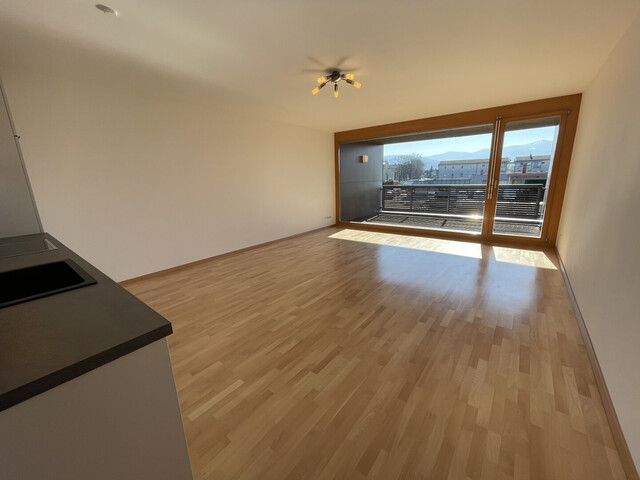 Charmante 2-Zimmer-Wohnung in Hard: Balkon, Stellplatz & Tiefgarage