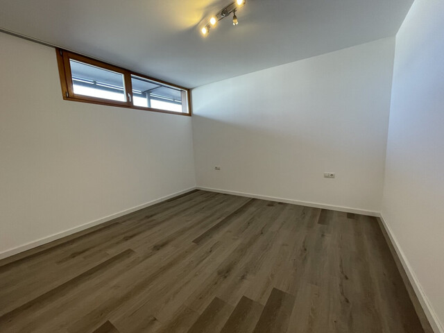 Charmante 2-Zimmer-Wohnung in Hard: Balkon, Stellplatz & Tiefgarage