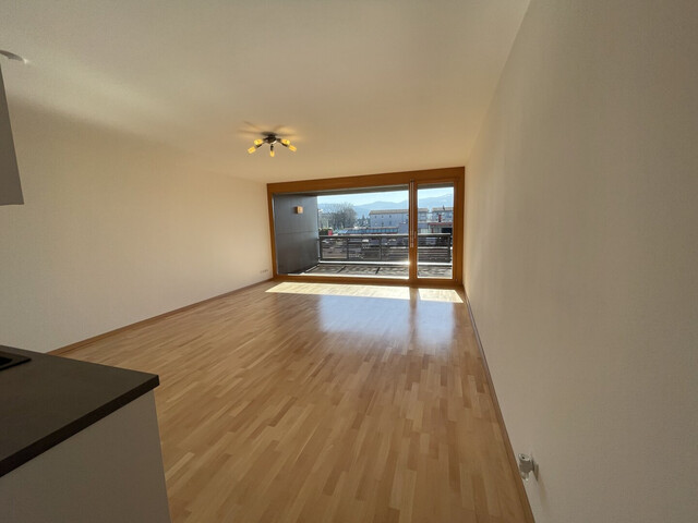 Charmante 2-Zimmer-Wohnung in Hard: Balkon, Stellplatz & Tiefgarage