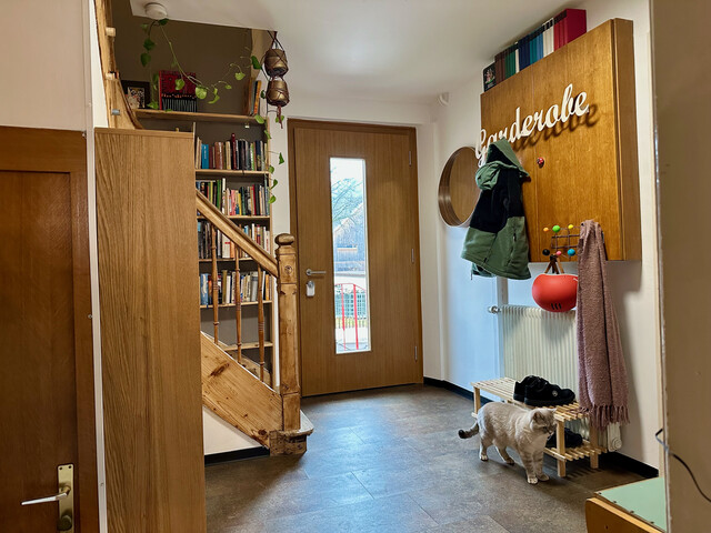 Großzügiges Wohnhaus mit großer Tenne mitten in Gisingen