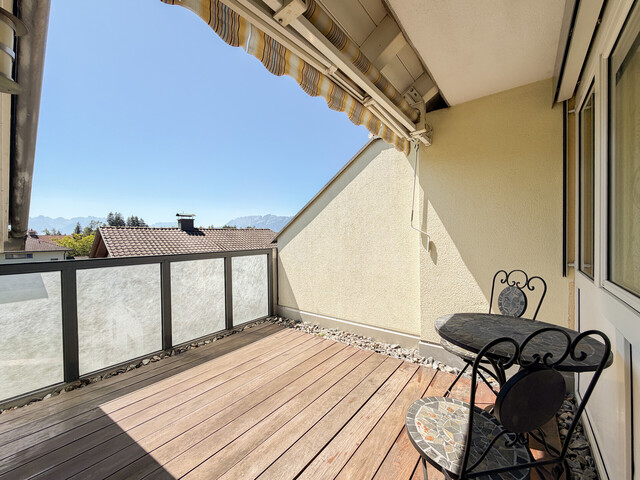 Tolle 4-Zimmerwohnung mit Balkon und Gemeinschaftsterrasse
