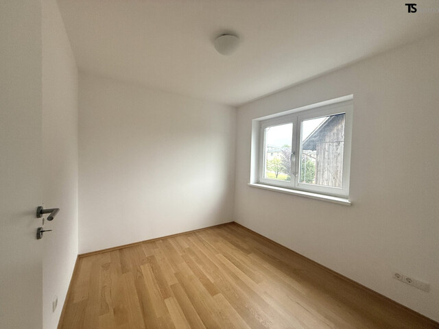 Göfis: Attraktive 4-Zimmer-Garten-Terrassen-Wohnung im OG mit ca. 102 m² Wohnfläche und ca. 57 m² Garten im EG