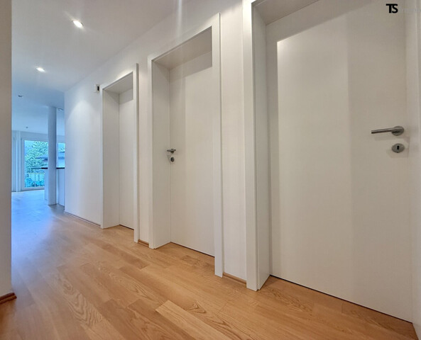 Göfis: Attraktive 4-Zimmer-Garten-Terrassen-Wohnung im OG mit ca. 102 m² Wohnfläche und ca. 57 m² Garten im EG