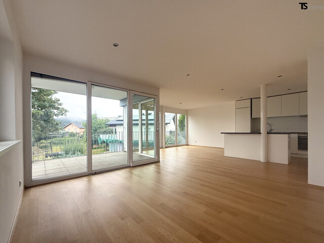 Göfis: Attraktive 4-Zimmer-Garten-Terrassen-Wohnung im OG mit ca. 102 m² Wohnfläche und ca. 57 m² Garten im EG