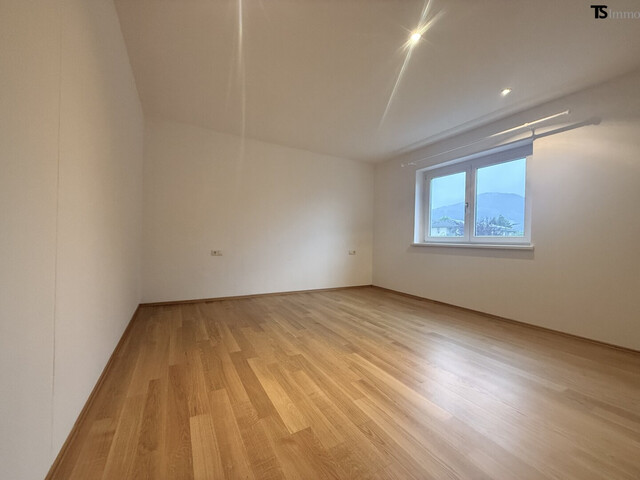 Göfis: Attraktive 4-Zimmer-Garten-Terrassen-Wohnung im OG mit ca. 102 m² Wohnfläche und ca. 57 m² Garten im EG