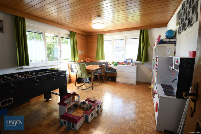 Einfamilienhaus mit großem Garten in schöner Wohngegend in Lustenau zu verkaufen!