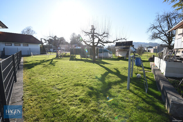 Einfamilienhaus mit großem Garten in schöner Wohngegend in Lustenau zu verkaufen!