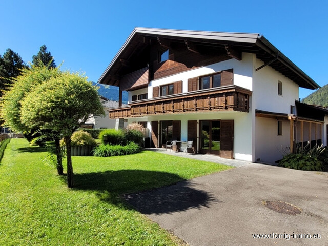 Ferienpension mit mehreren Wohnungen und zusätzlichem Baugrund, ges. 1355m² Grundfläche in Schruns!